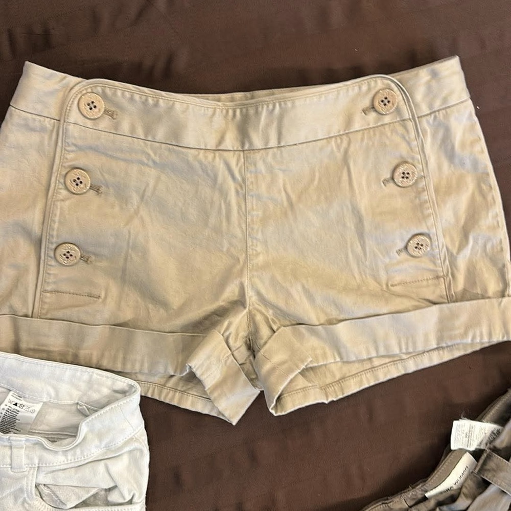 Women's Tan Button-Detail Shorts